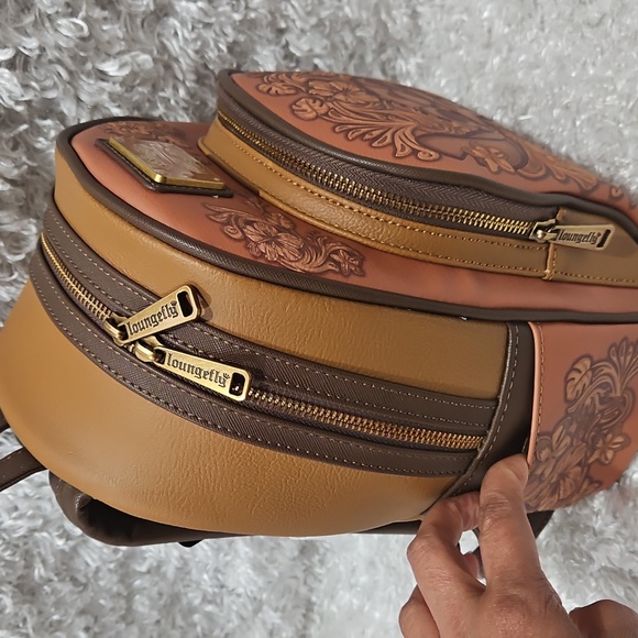 NWT Loungefly Lilo And Stitch Carving Embossed Design Mini Backpack - Picture 8 of 16